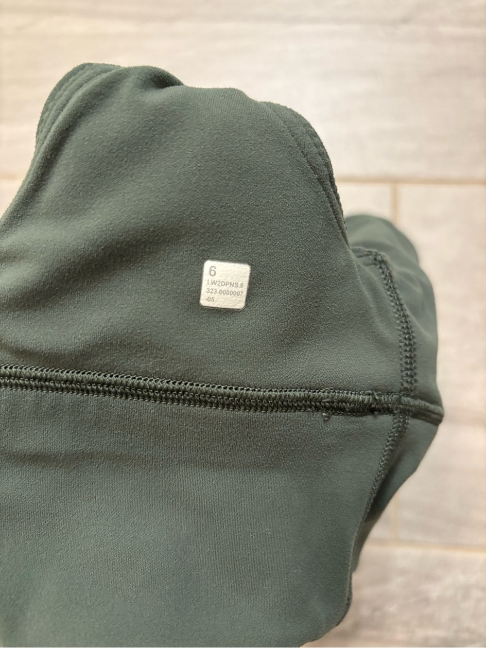 Lululemon Align V-Neck Bra - Picture 8 of 8